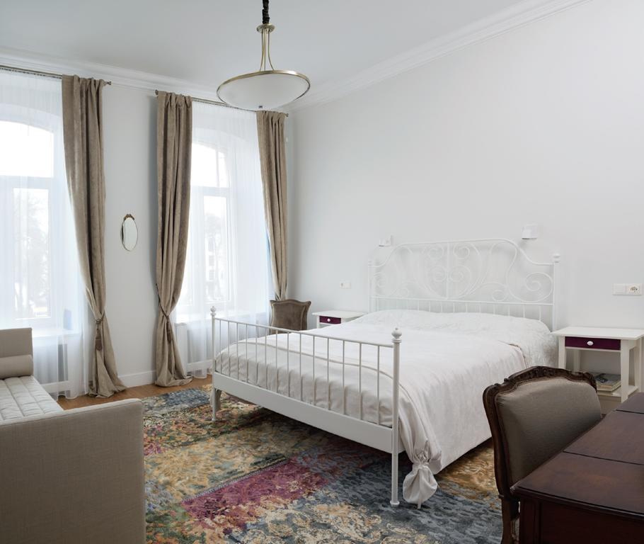 Cosy Old Butas *